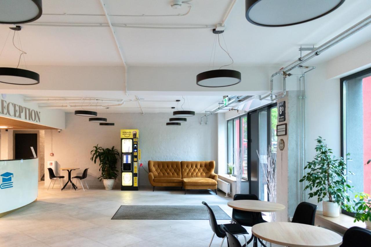 Youthments - Student Hotel Рига Экстерьер фото